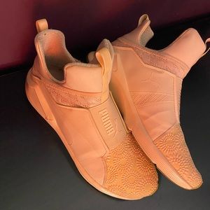 PUMA Women's Fierce Kurim Training Shoes